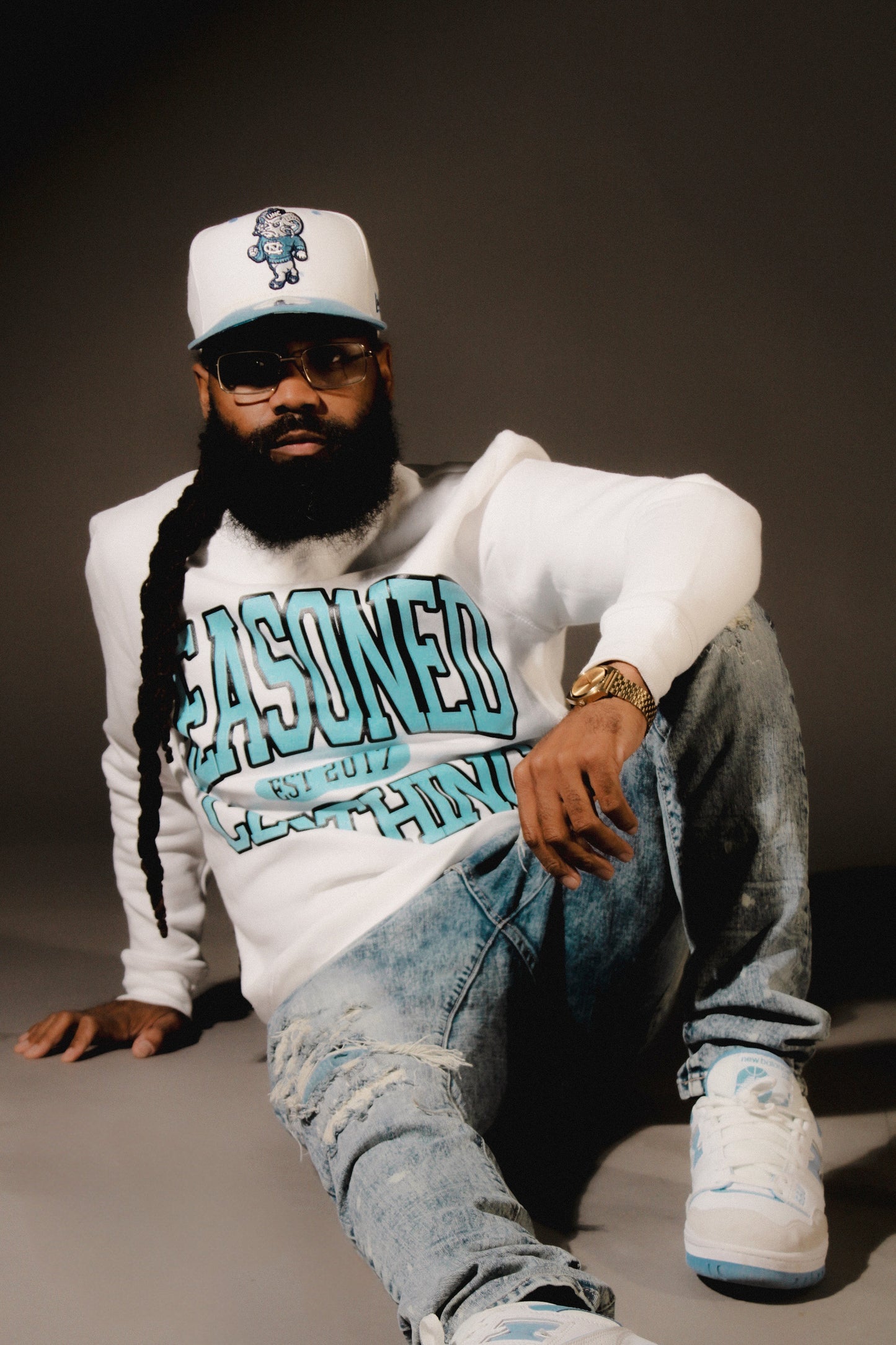 EST CREWNECK