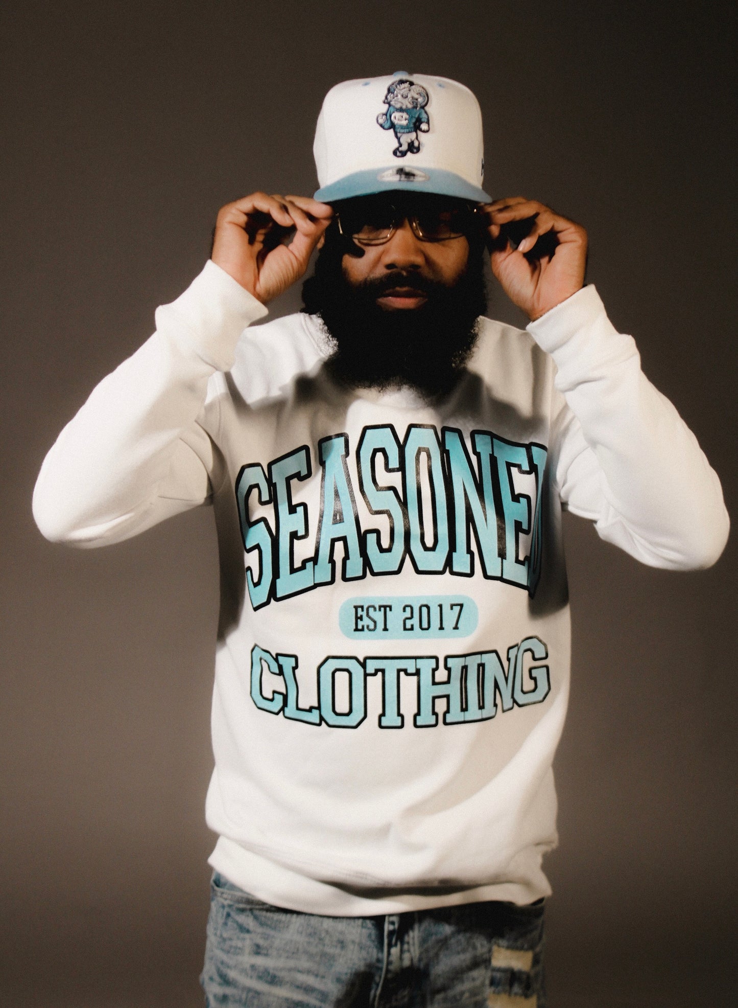 EST CREWNECK